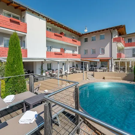 Garni Erika 3*